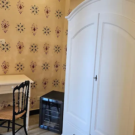 Blu Oltremare Bijoux Frühstückspension Varraze